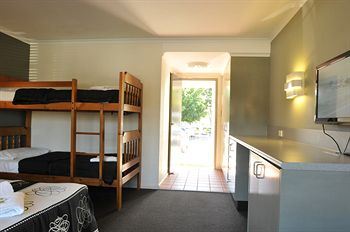 The Bayview Hotel - Accommodation NT 21