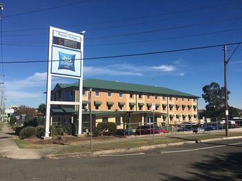 Ibis Budget Casula Liverpool - Accommodation NT 18