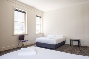 Criterion Hotel Sydney - Accommodation NT 6