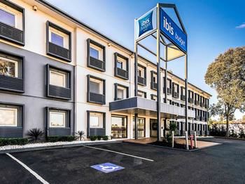Ibis Budget Campbelltown - Accommodation NT 25