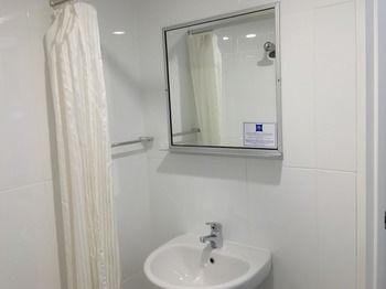 Ibis Budget Gosford - Accommodation NT 4