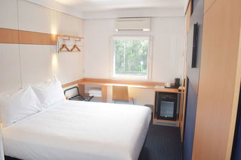 Ibis Budget Gosford - Accommodation NT 25