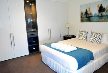 Southbank Apartments - Eureka Tower - Accommodation NT 9