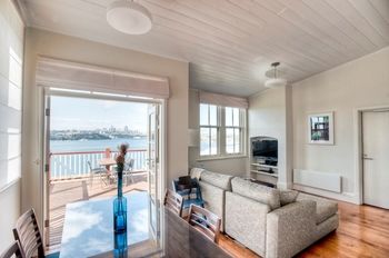 Cockatoo Island - Accommodation NT 23