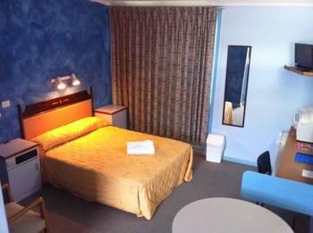 Bushmans Retreat Motor Inn - Accommodation NT 5
