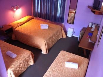 Bushmans Retreat Motor Inn - Accommodation NT 10