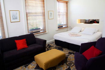 Carlton Terrace - Accommodation NT 17