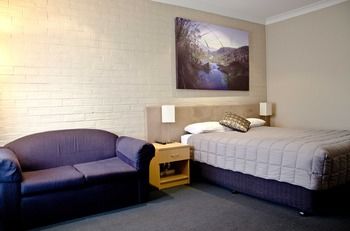 Baybrook Motor Inn & Apartments - Accommodation NT 9