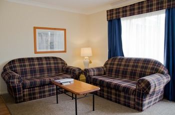 Baybrook Motor Inn & Apartments - Accommodation NT 20