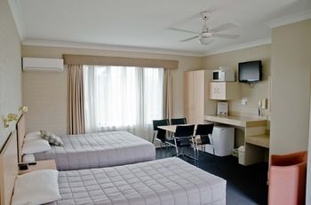 Baybrook Motor Inn & Apartments - Accommodation NT 23