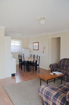 Baybrook Motor Inn & Apartments - Accommodation NT 27