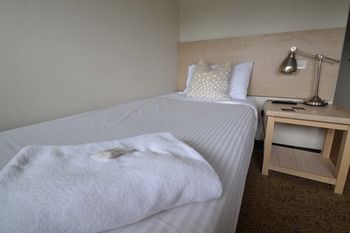 Crossroads Hotel Liverpool - Accommodation NT 22