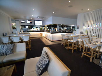 Crossroads Hotel Liverpool - Accommodation NT 34