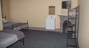 Cessnock Hotel - Accommodation NT 5