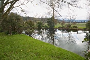 Holly Lane Mews - Accommodation NT 33