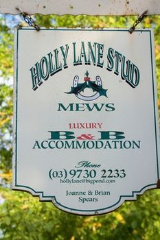 Holly Lane Mews - Accommodation NT 63