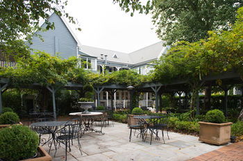 The Convent Hunter Valley - Accommodation NT 2