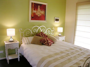 Apple Tree Cottage & Studio - Accommodation NT 9