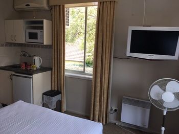 Boronia Lodge Burwood - Accommodation NT 21