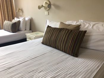 Boronia Lodge Burwood - Accommodation NT 22