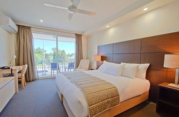 Remington Motor Inn - Accommodation NT 67