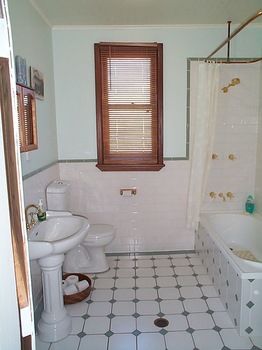 Aaron Cottage - Accommodation NT 4