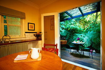 Merrow Cottages - Accommodation NT 20