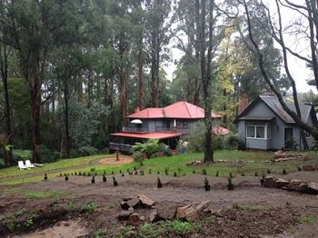 Merrow Cottages - Accommodation NT 56
