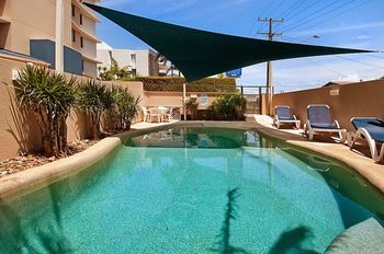 Windward Passage Holiday Apartments - Accommodation NT 13