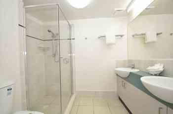 Windward Passage Holiday Apartments - Accommodation NT 47