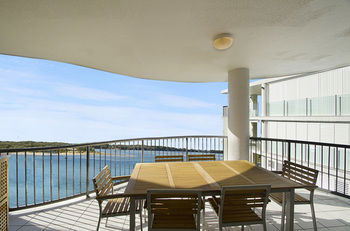 Windward Passage Holiday Apartments - Accommodation NT 60
