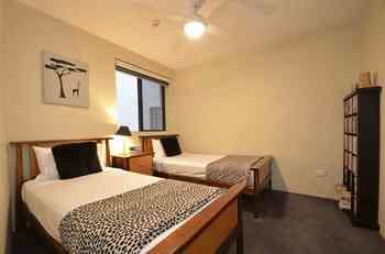 Windward Passage Holiday Apartments - Accommodation NT 74