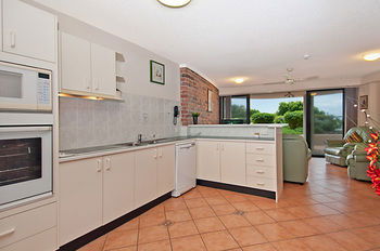 Windward Passage Holiday Apartments - Accommodation NT 77