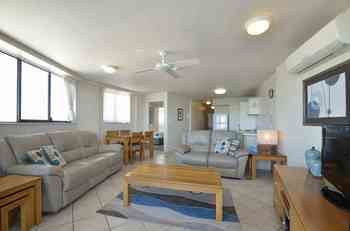 Windward Passage Holiday Apartments - Accommodation NT 78