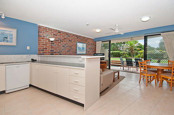Windward Passage Holiday Apartments - Accommodation NT 81