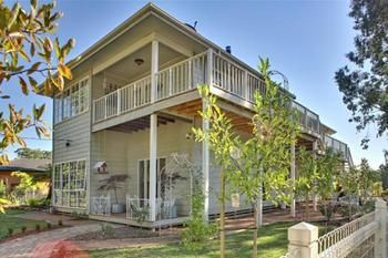 The Heart Of Emerald Bed & Breakfast - Accommodation NT 0