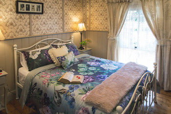 The Heart Of Emerald Bed & Breakfast - Accommodation NT 5