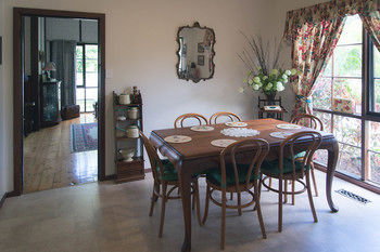 The Heart Of Emerald Bed & Breakfast - Accommodation NT 11