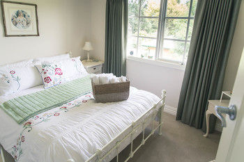 The Heart Of Emerald Bed & Breakfast - Accommodation NT 21