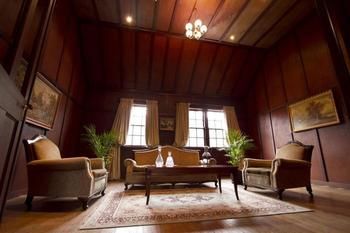 Marybrooke Manor - Accommodation NT 13