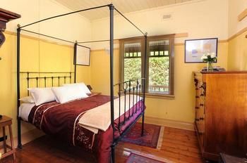 Como Cottages Accommodation - NT Tourism 1