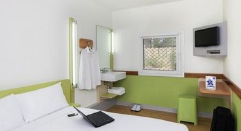 Ibis Budget Newcastle - Accommodation NT 2