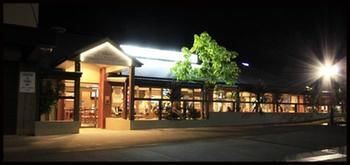 Peden's Hotel - Accommodation NT 4