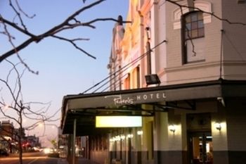 Peden's Hotel - Accommodation NT 12
