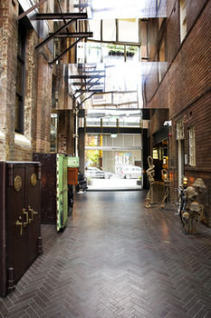 The Old Clare Hotel - Accommodation NT 39
