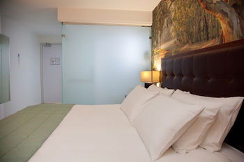 Grand Hotel Wyong - Accommodation NT 14