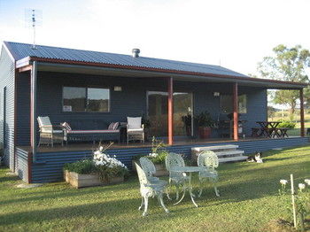 The Wattle Lodge - Accommodation NT 24