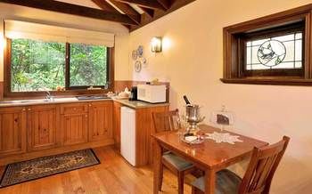 Cambridge Cottages Bed & Breakfast - NT Tourism 5