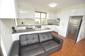 Balmain 2 Mont Furnished Apartment - NT Tourism 14