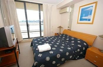 Homebush 122 Ben Furnished Apartment - Accommodation NT 1